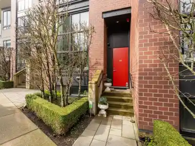 3431 PORTER STREET, Vancouver BC V5N 4H2