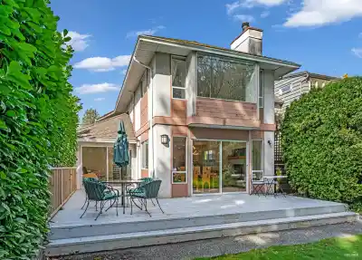 1006 SINCLAIR STREET, West Vancouver BC V7V 3V9