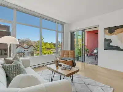 403 71 E PENDER STREET, Vancouver BC V6A 1S9