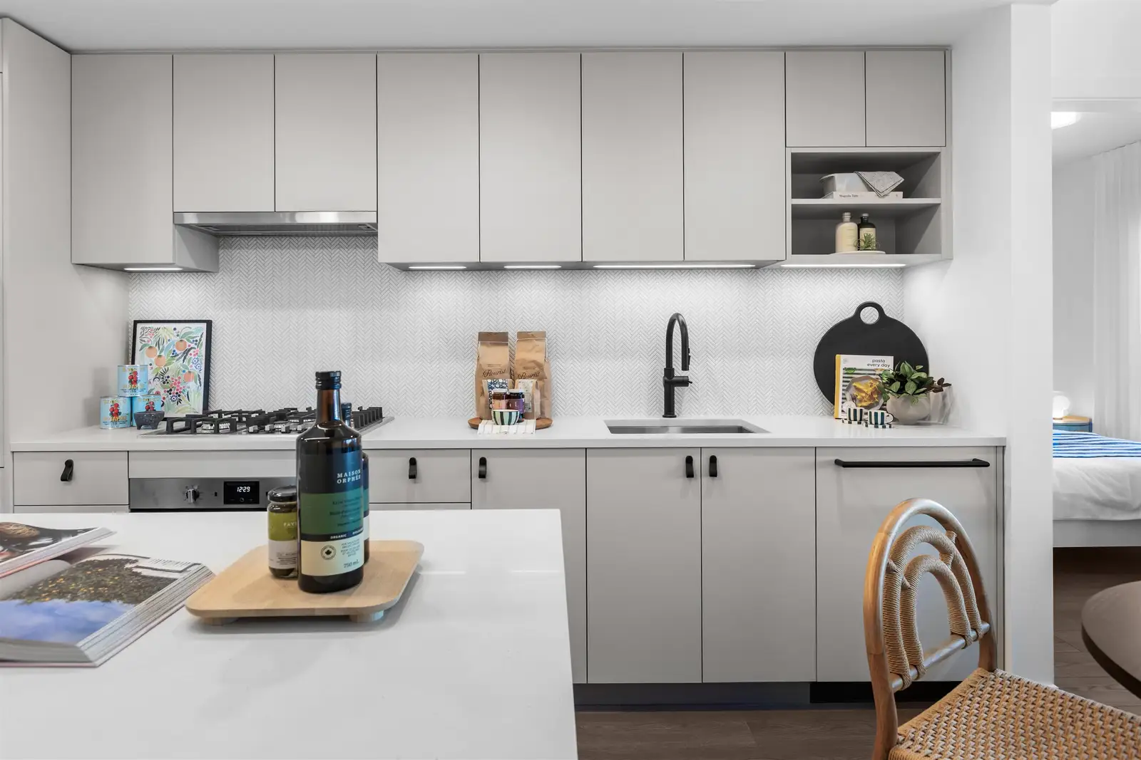 208 1680 E 12TH AVENUE, Vancouver BC V5N 2A3