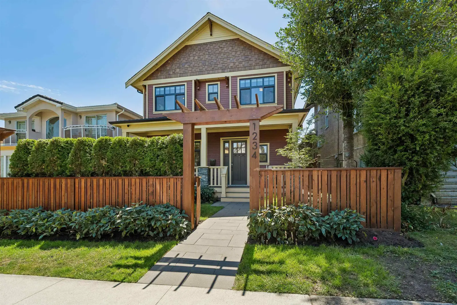 1234 E 19TH AVENUE, Vancouver BC V5V 1L3