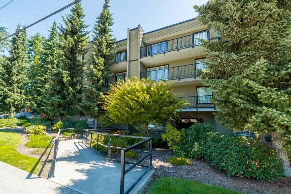 107 10468 148TH STREET, Surrey BC V3R 8T1