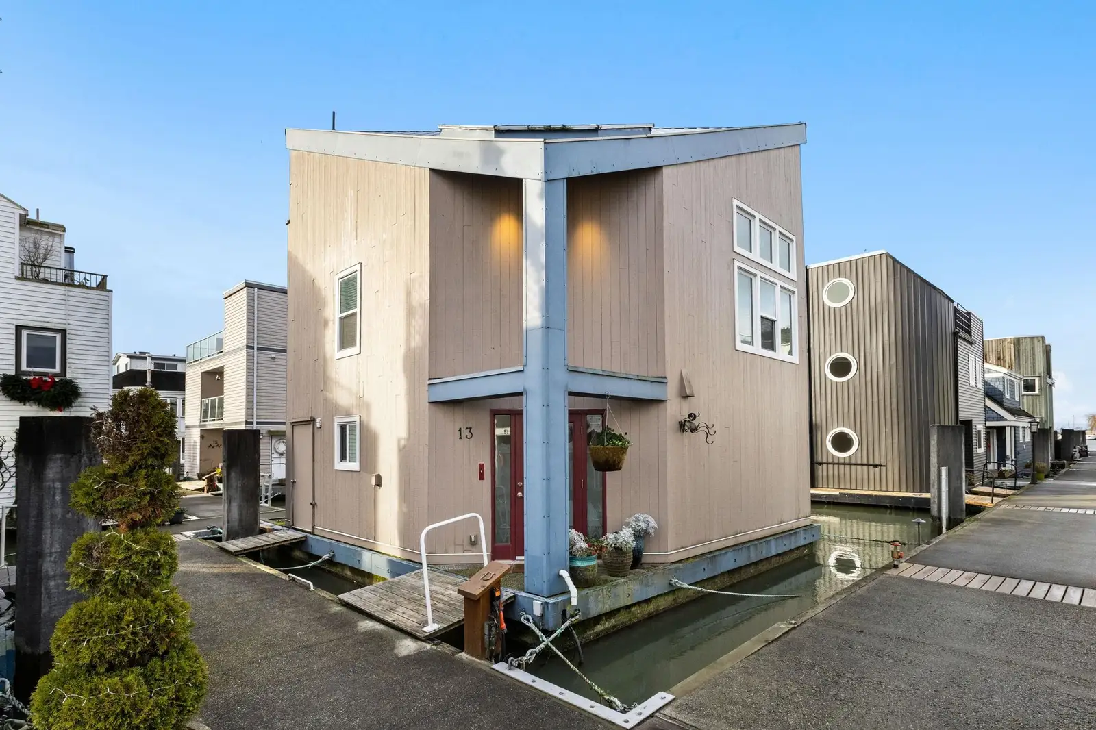 13 3459 W RIVER ROAD, Delta BC V4K 4Y6