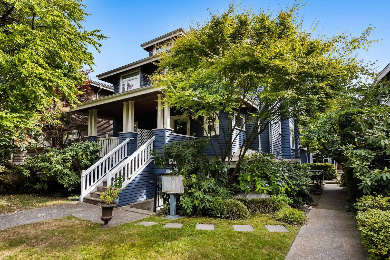 158 W 14TH AVENUE, Vancouver BC V5Y 1W9