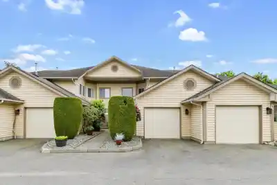 8 6140 192 STREET, Surrey BC V3S 7V7