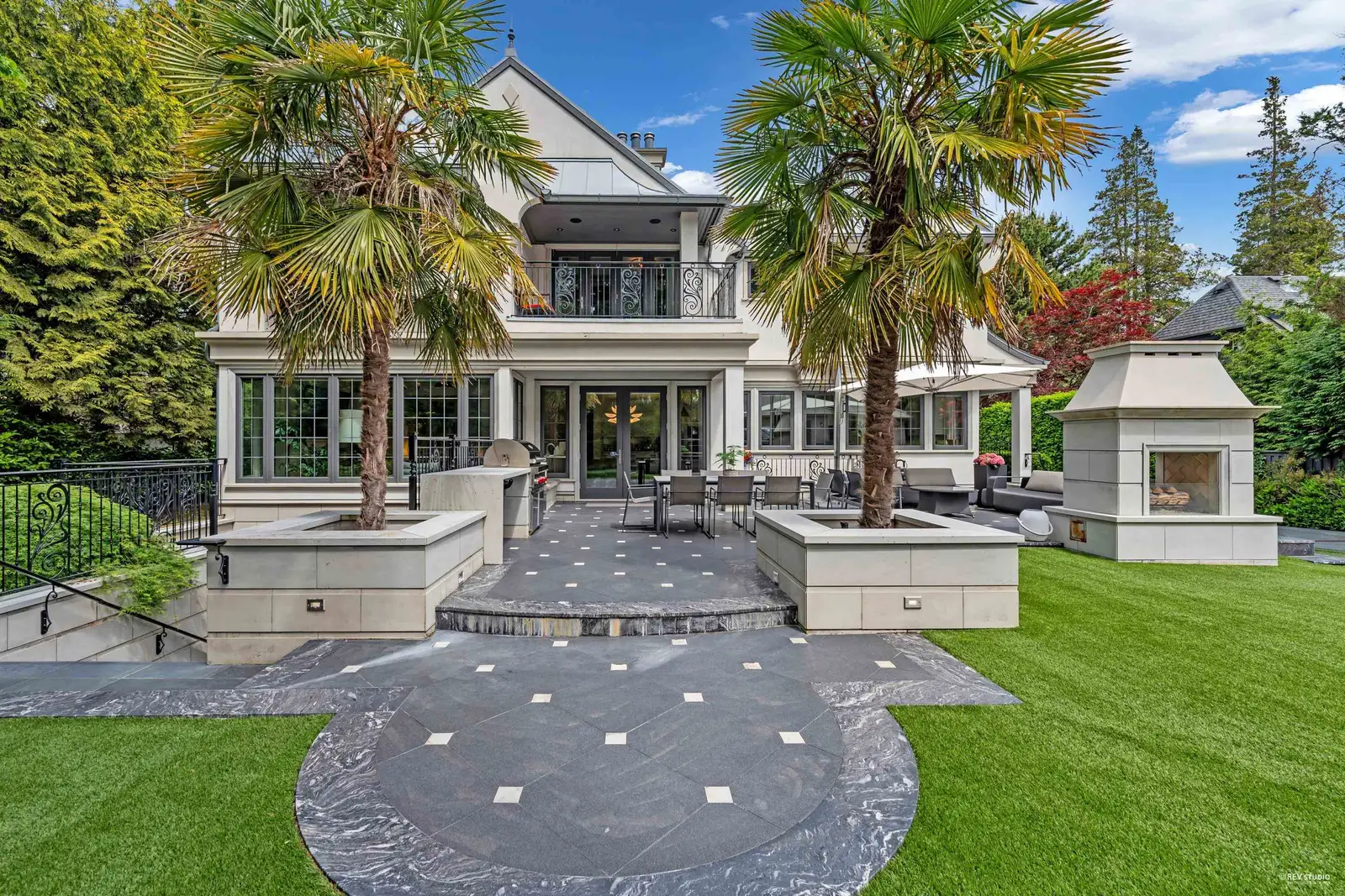 1738 W 38TH AVENUE, Vancouver BC V6M 1R6