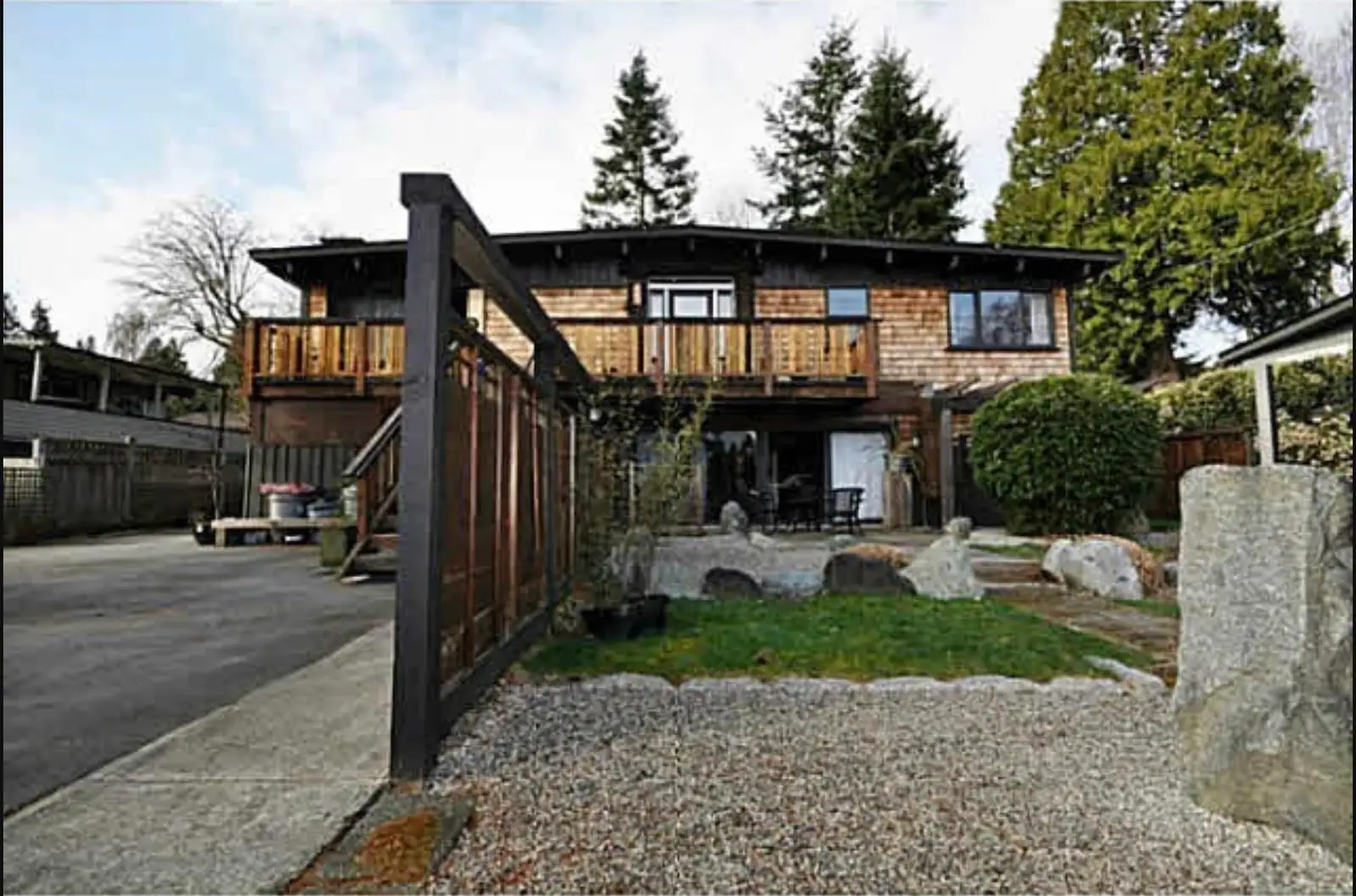 937 UNDERHILL DRIVE, Delta BC V4M 2V4