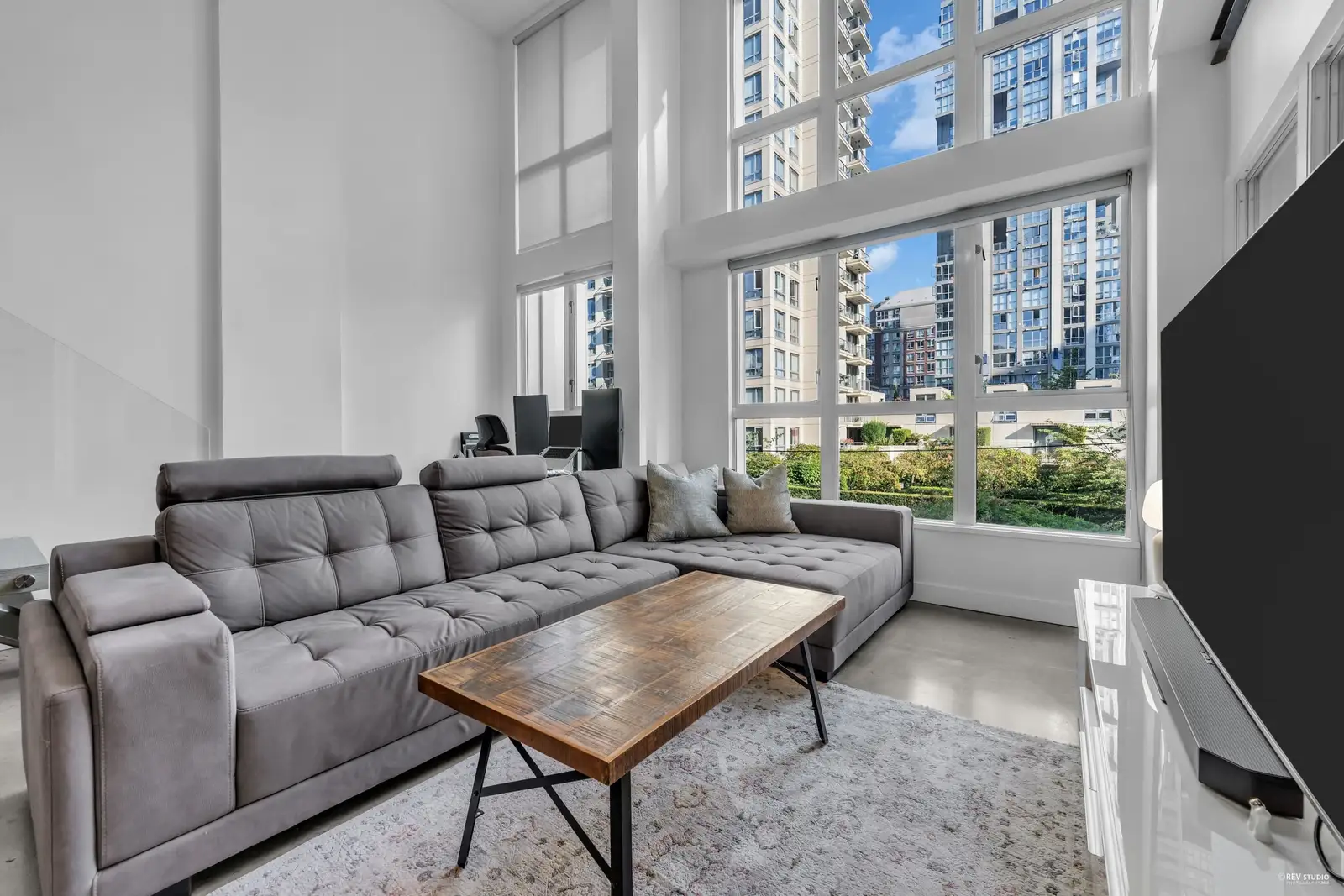 209 1238 SEYMOUR STREET, Vancouver BC V6B 6J3