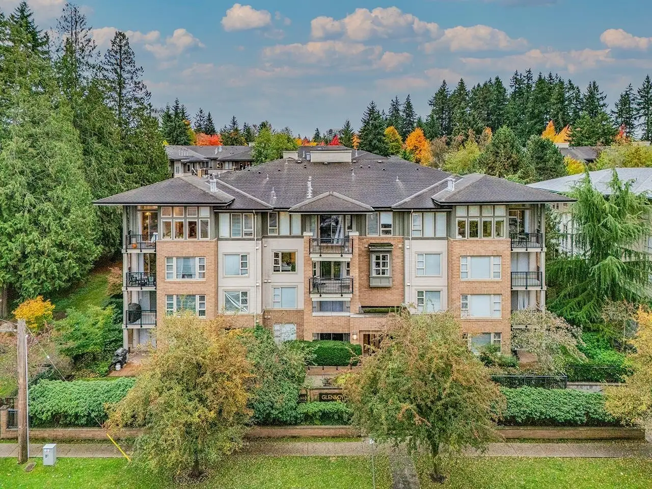 212 5740 TORONTO ROAD, Vancouver BC V6T 1L2