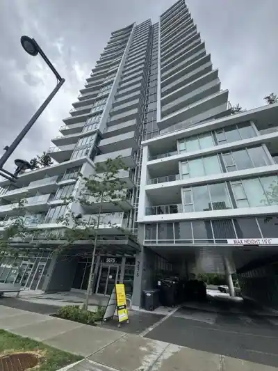 1108 9675 KING GEORGE BOULEVARD, Surrey BC V3T 2V3