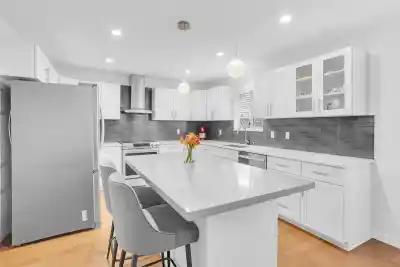 11451 WINDWARD GATE, Richmond BC V7E 6E9