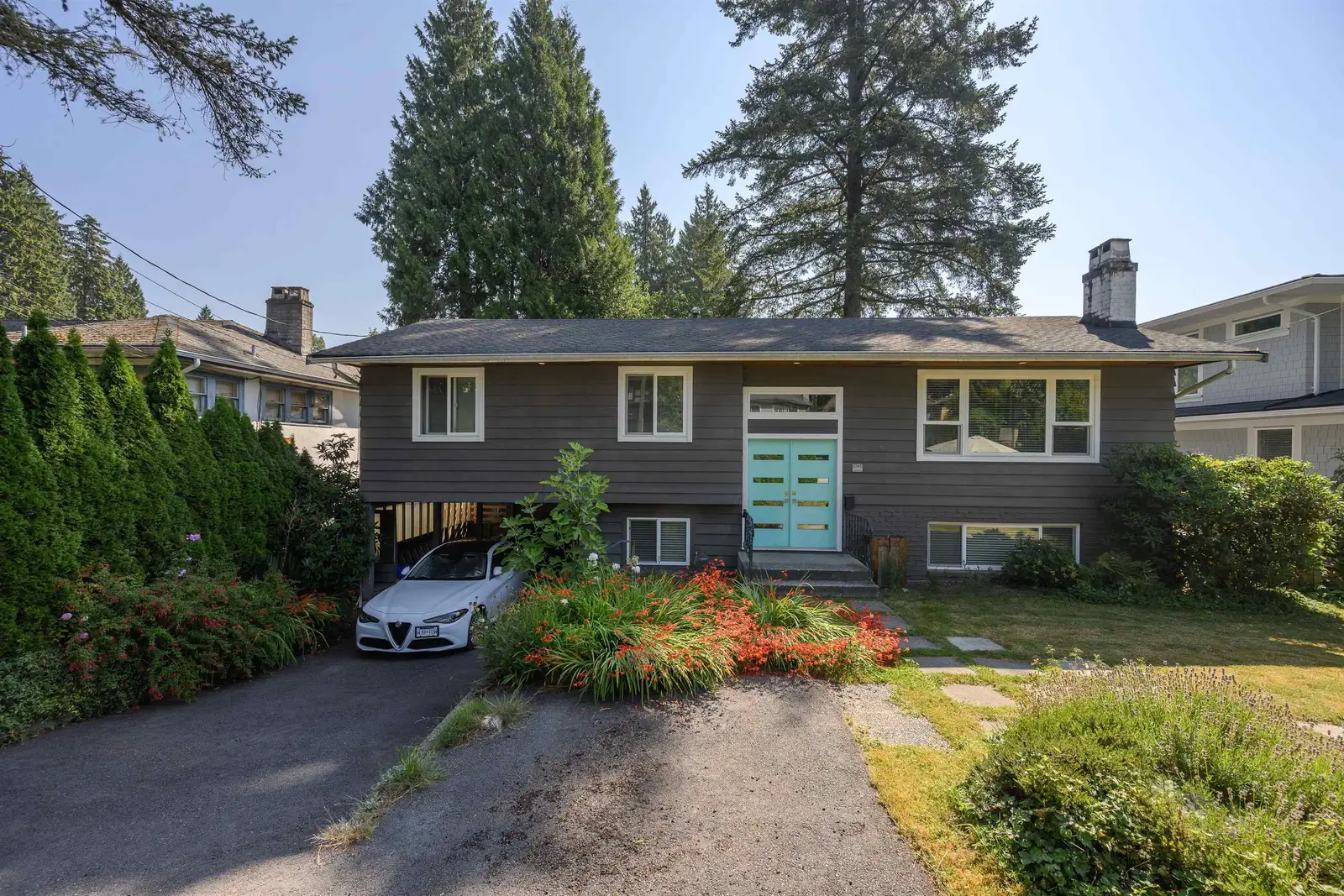 3342 FROMME ROAD, North Vancouver BC V7K 2E3