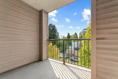 203 5625 SENLAC STREET, Vancouver BC V5R 6G8