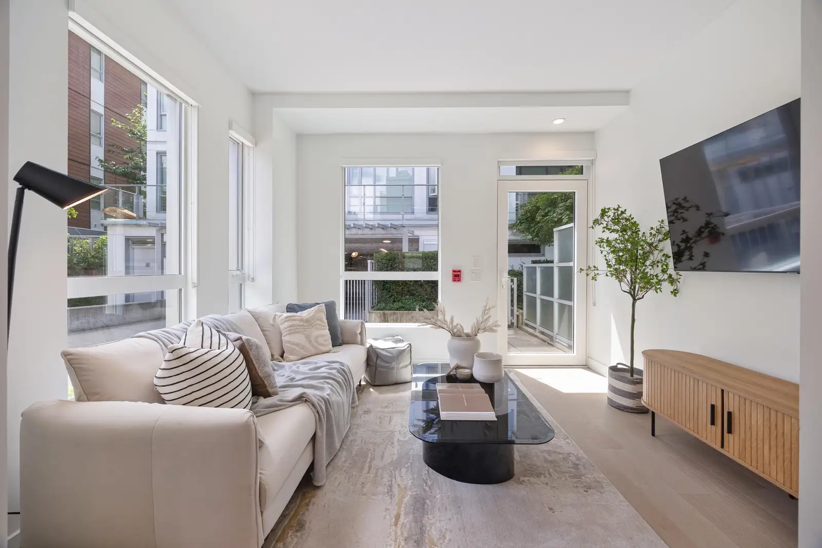 477 W KING EDWARD AVENUE, Vancouver BC V5Y 2J3