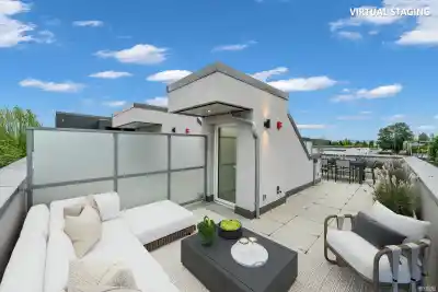 1732 TEMPLETON DRIVE, Vancouver BC V5N 0K2