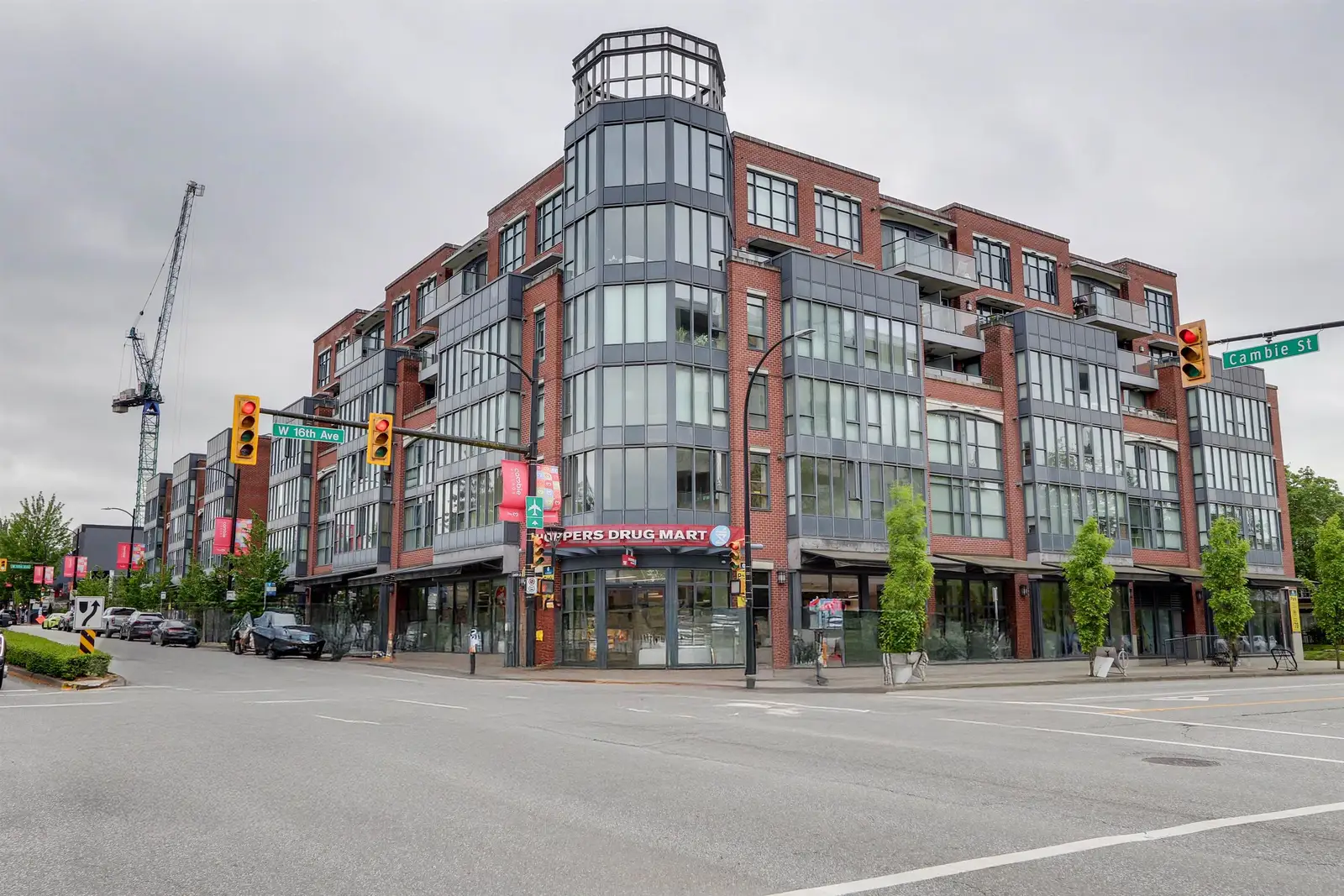 221 3228 TUPPER STREET, Vancouver BC V5Z 4S7