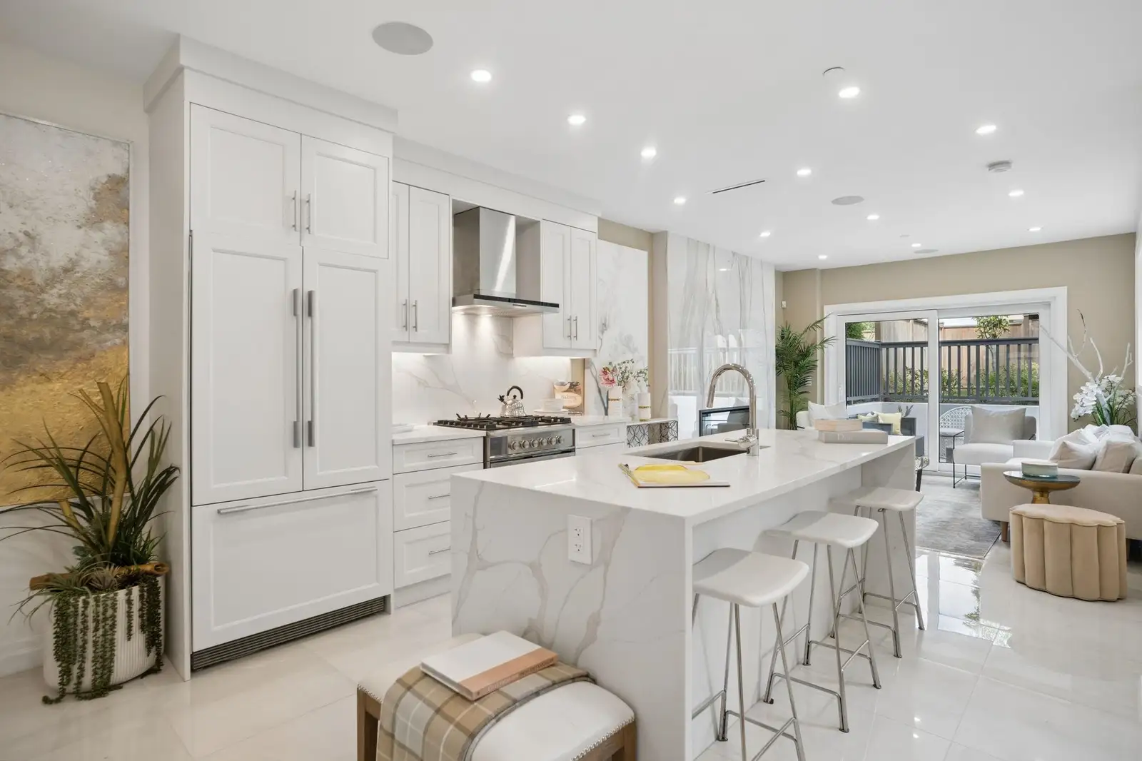 2523 W 8TH AVENUE, Vancouver BC V6K 2B3