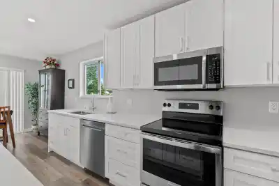 2 6320 48A AVENUE, Delta BC V4K 4W3