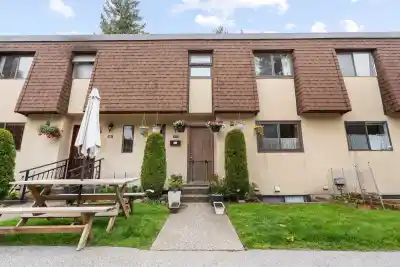 883 OLD LILLOOET ROAD, North Vancouver BC V7J 2H6