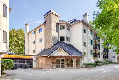 104 7560 MOFFATT ROAD, Richmond BC V6Y 1X8