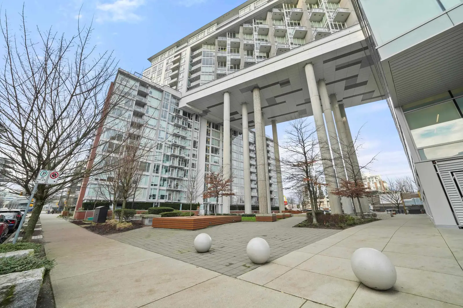 1915 1618 QUEBEC STREET, Vancouver BC V6A 0C5