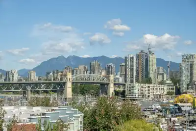 607 1508 MARINER WALK, Vancouver BC V6J 4X9