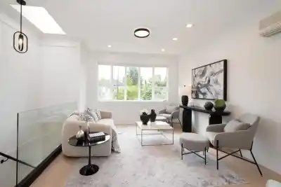 827 E 32ND AVENUE, Vancouver BC V5V 2Y7