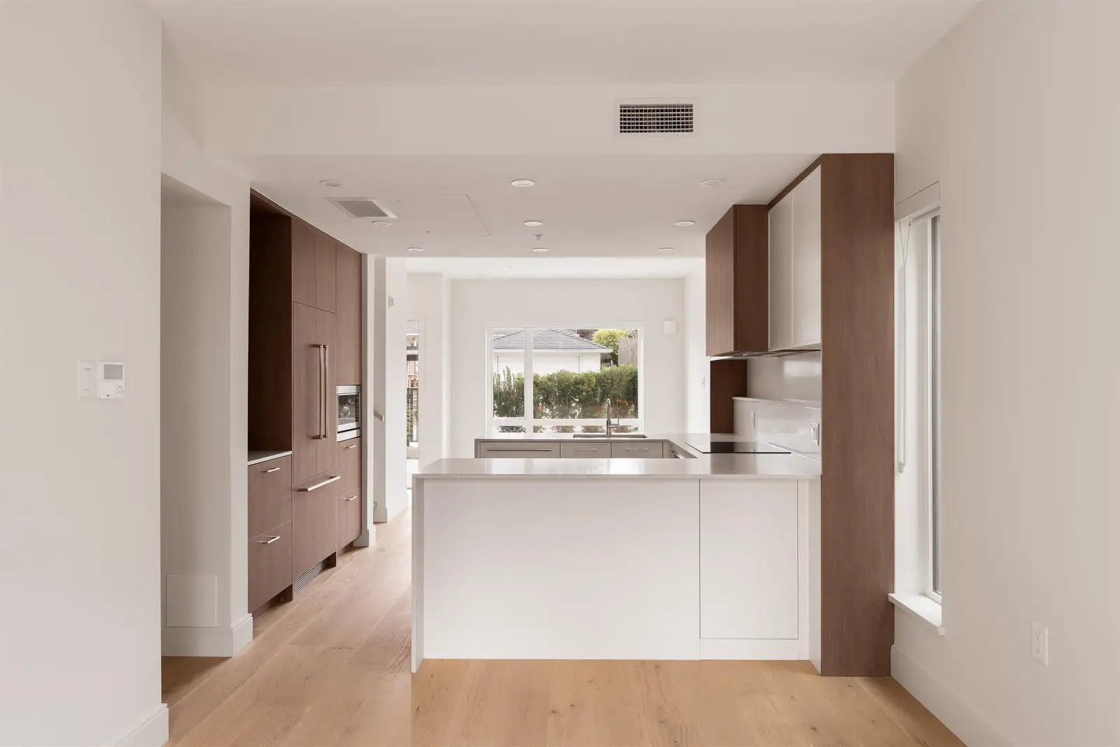 386 W 45TH AVENUE, Vancouver BC V5Y 0P6