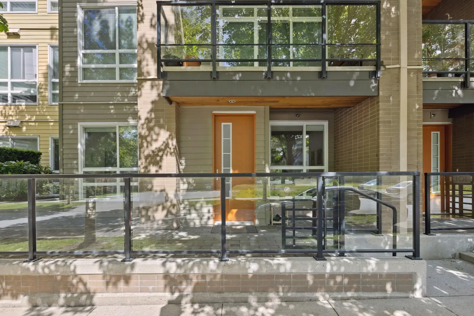 102 6033 GRAY AVENUE, Vancouver BC V6S 0G3