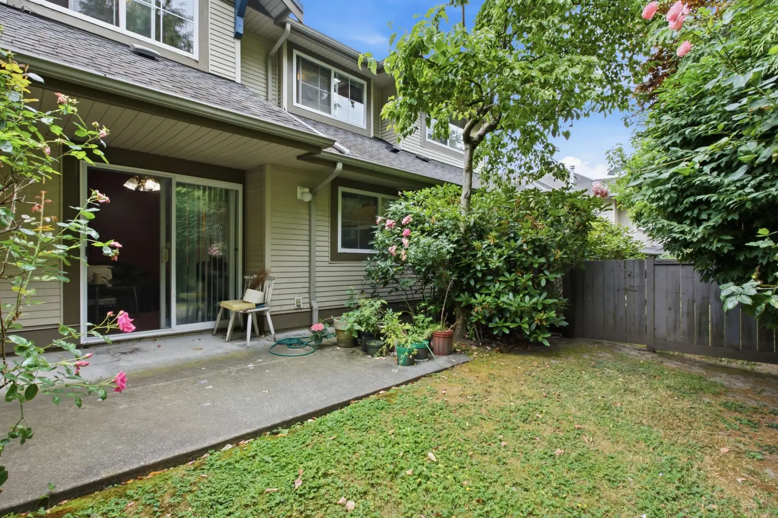 69 8888 151 STREET, Surrey BC V3R 0Z9