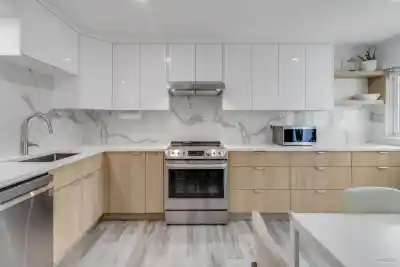 27 6100 TIFFANY BOULEVARD, Richmond BC V7C 5A8