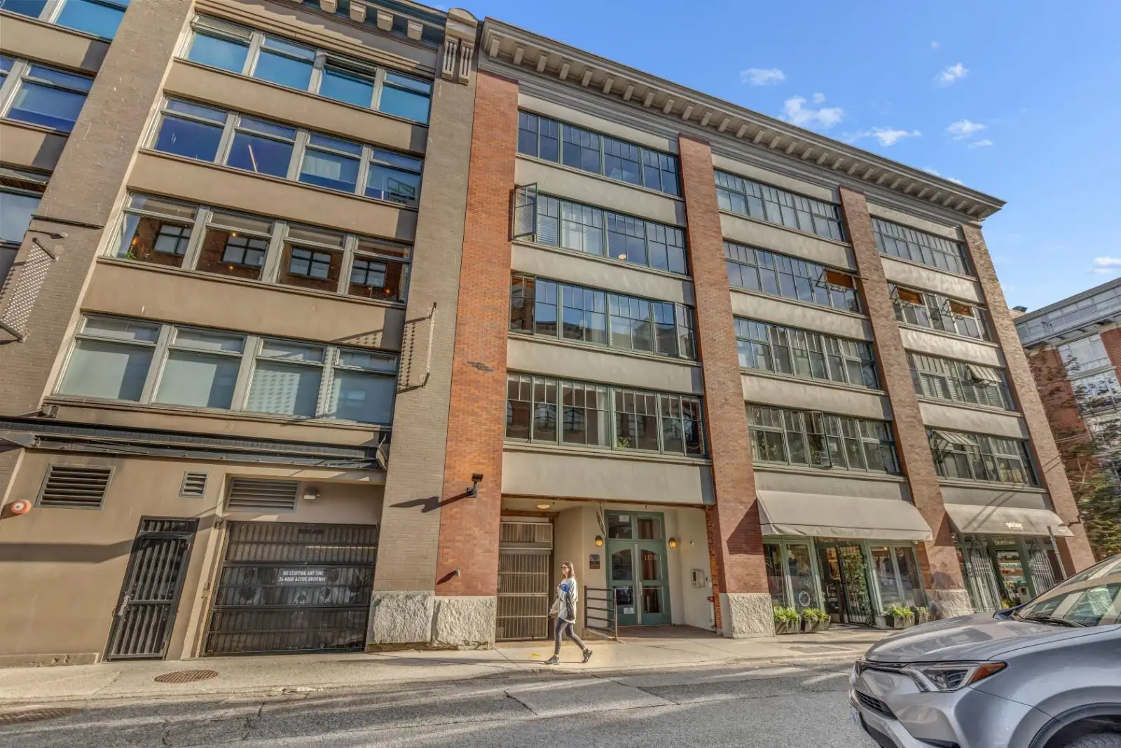 402 1178 HAMILTON STREET, Vancouver BC V6B 2S2