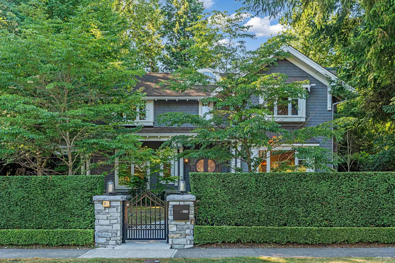 5530 MCMASTER ROAD, Vancouver BC V6T 1J8