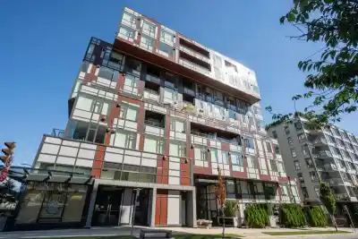 404 209 E 7TH AVENUE, Vancouver BC V5T 0H3