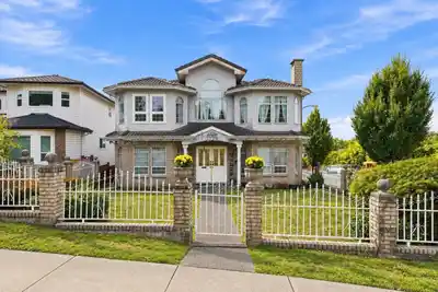 1708 PRESTWICK DRIVE, Vancouver BC V5P 2E6