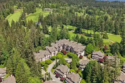 306 1140 STRATHAVEN DRIVE, North Vancouver BC V7H 2Z6