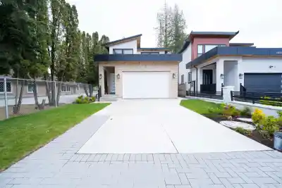 11692 96 AVENUE, Delta BC V4C 3W7