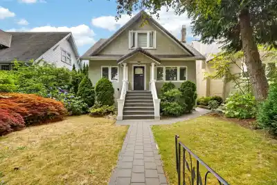 3884 W 20TH AVENUE, Vancouver BC V5S 1G2