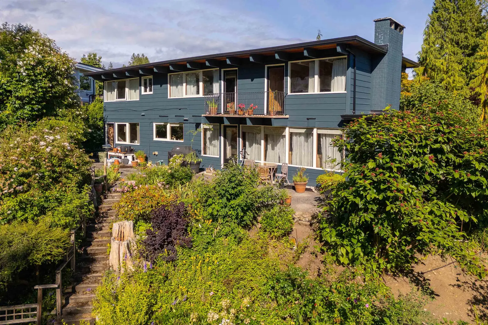 1764 OTTAWA PLACE, West Vancouver BC V7V 2T7