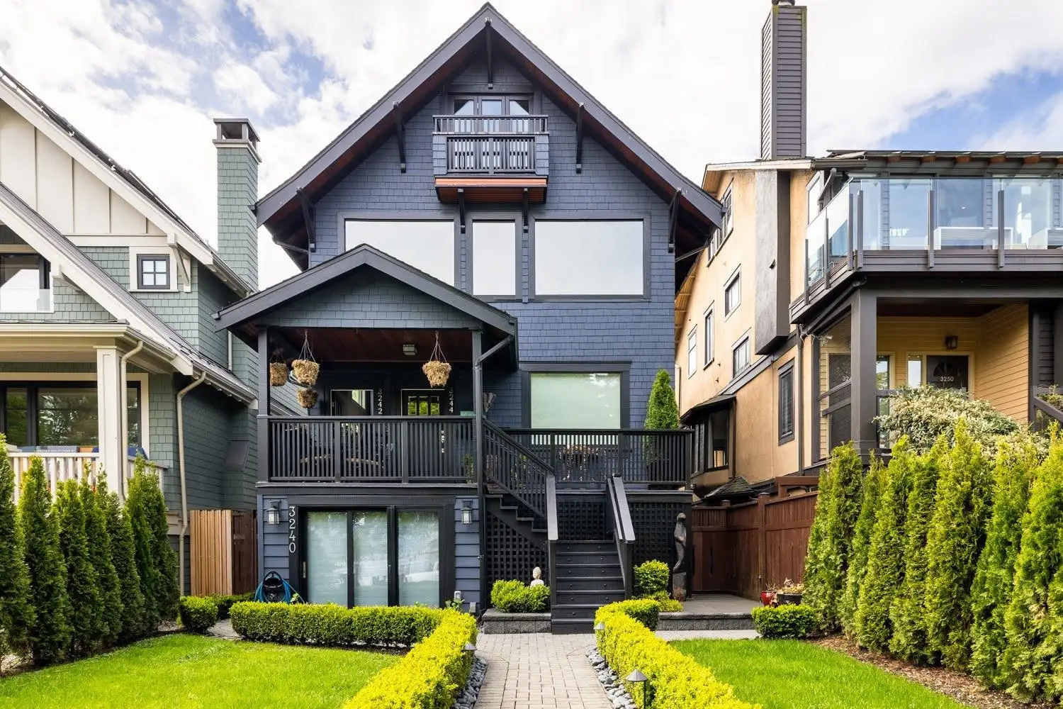 3240 W 1ST AVENUE, Vancouver BC V6K 1H5