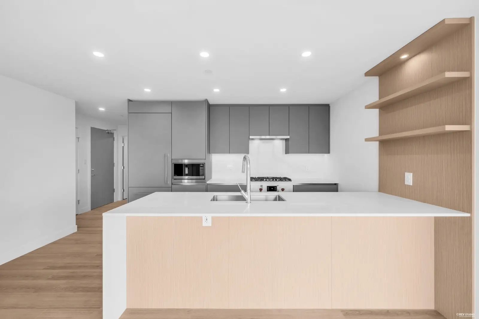 609 5520 MCNAUGHTON ROAD, Richmond BC V6X 0X5