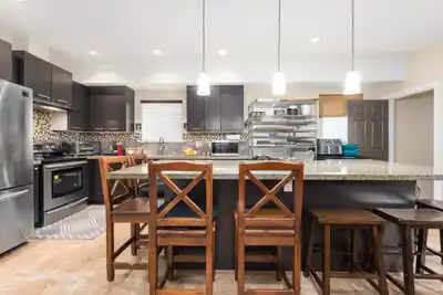 22106 LEMON AVENUE, Richmond BC V6V 3C4