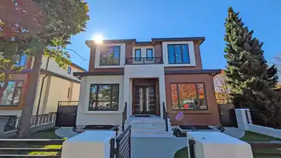 108 E 51ST AVENUE, Vancouver BC V5X 1C3