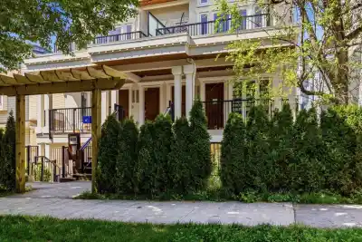 8375 FRENCH STREET, Vancouver BC V6P 4W3