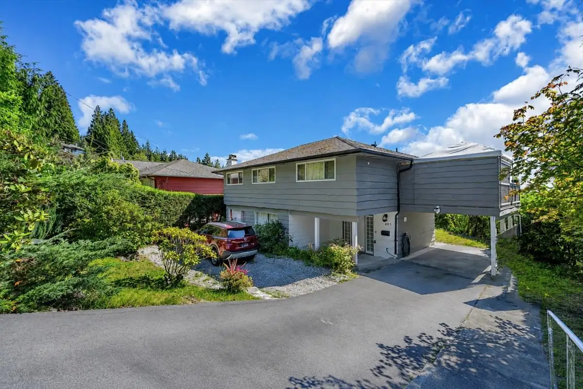 403 NEWDALE COURT, North Vancouver BC V7N 3H3