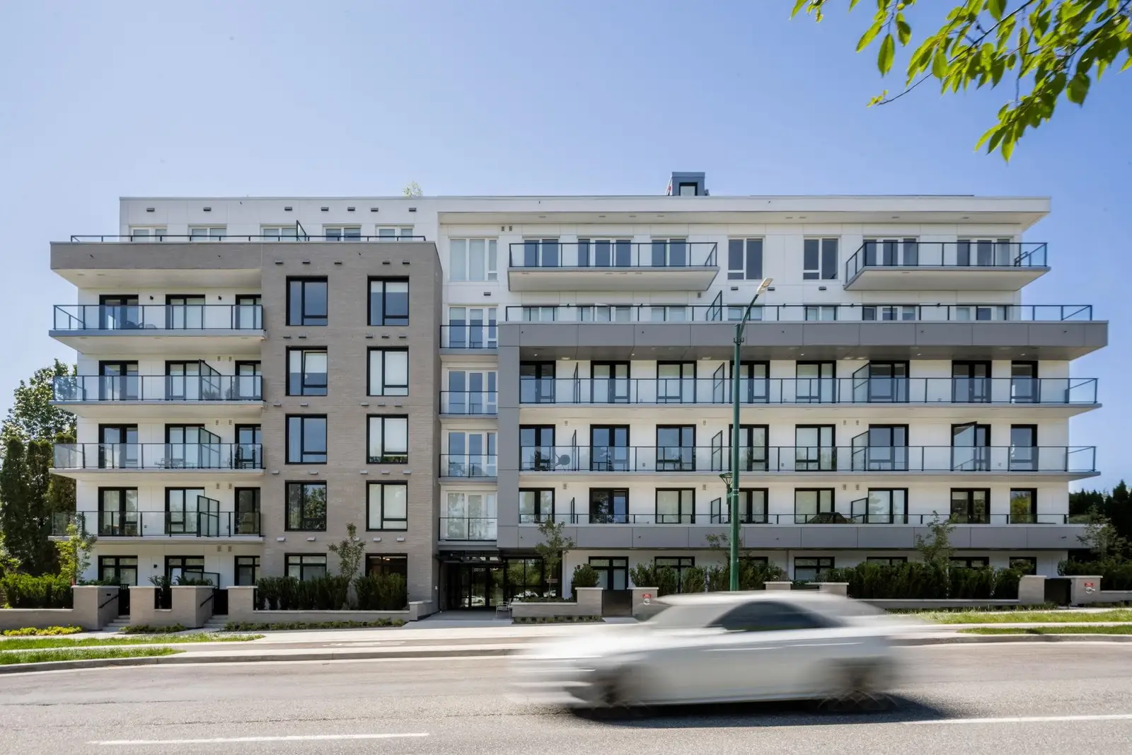 101 6859 CAMBIE STREET, Vancouver BC V6P 3H1