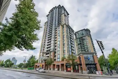 1906 10777 UNIVERSITY DRIVE, Surrey BC V3T 0E6