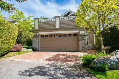 4918 EDENDALE LANE, West Vancouver BC V7W 3H7