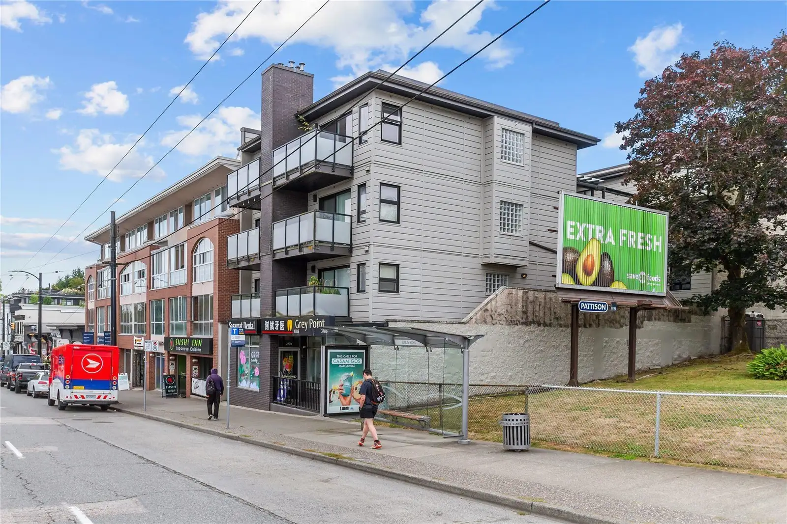 301 3788 W 10TH AVENUE, Vancouver BC V6R 2G4
