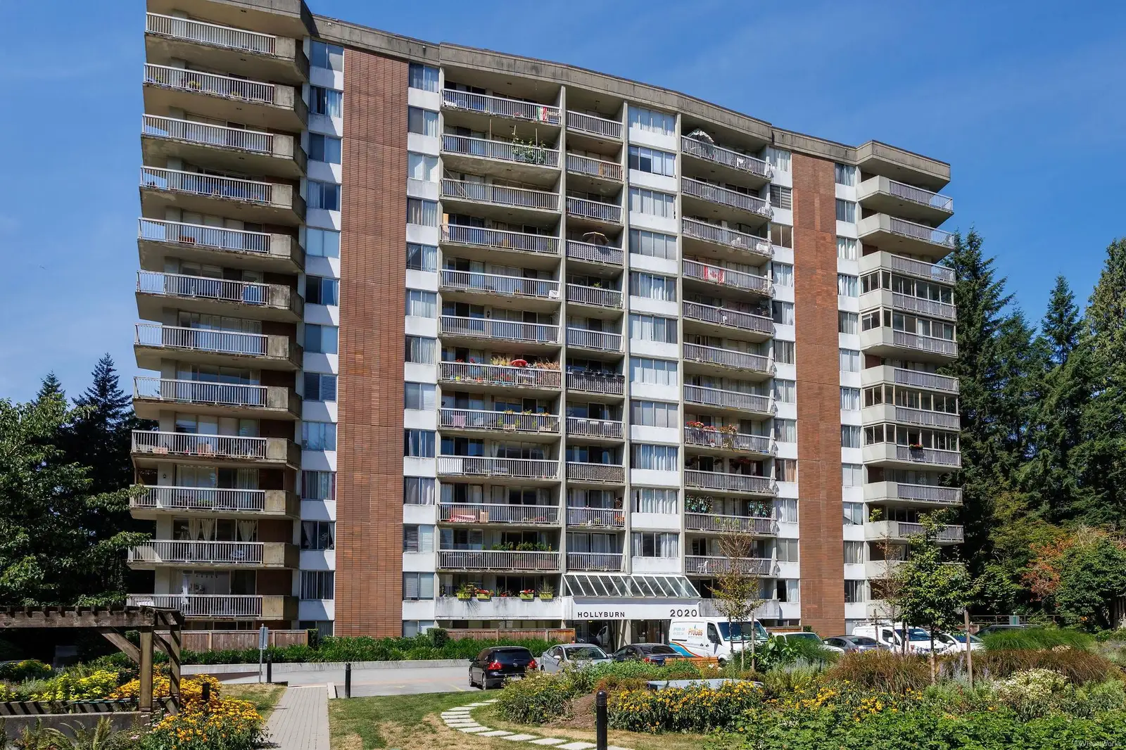 809 2020 FULLERTON AVENUE, North Vancouver BC V7P 3G3